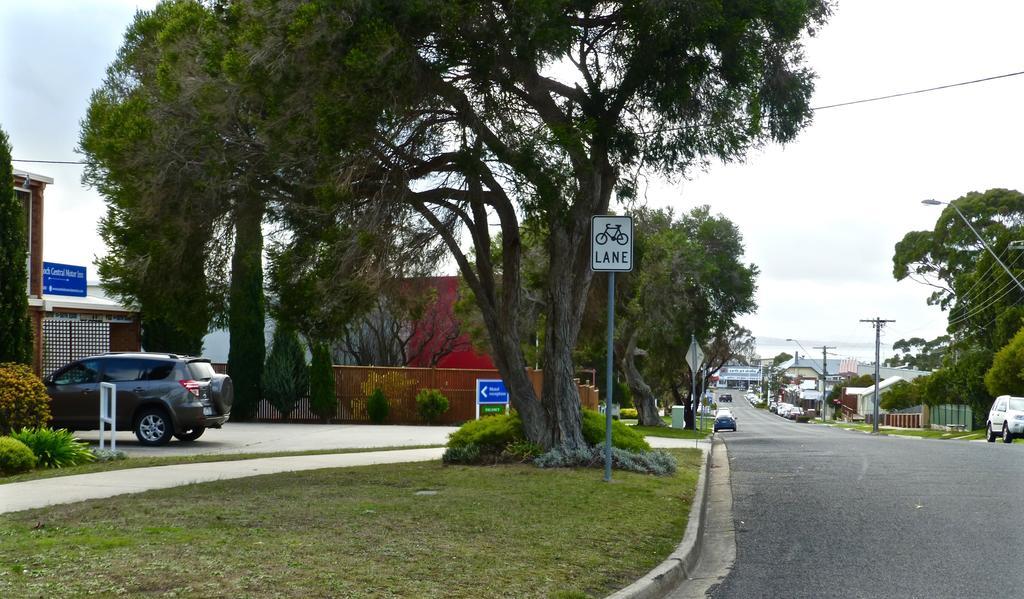 Inverloch Central Motor Inn Екстериор снимка