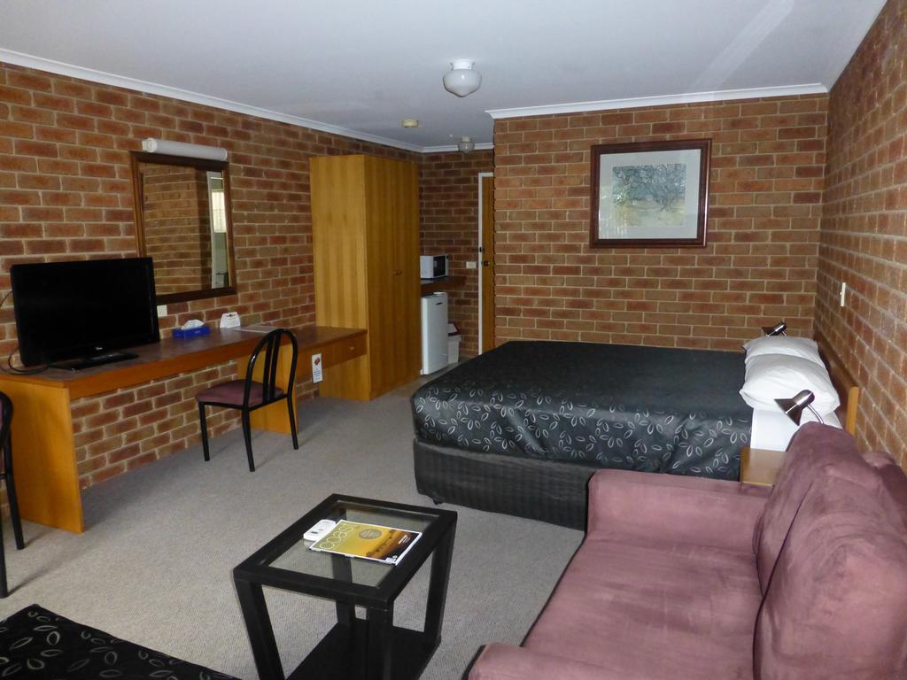 Inverloch Central Motor Inn Екстериор снимка
