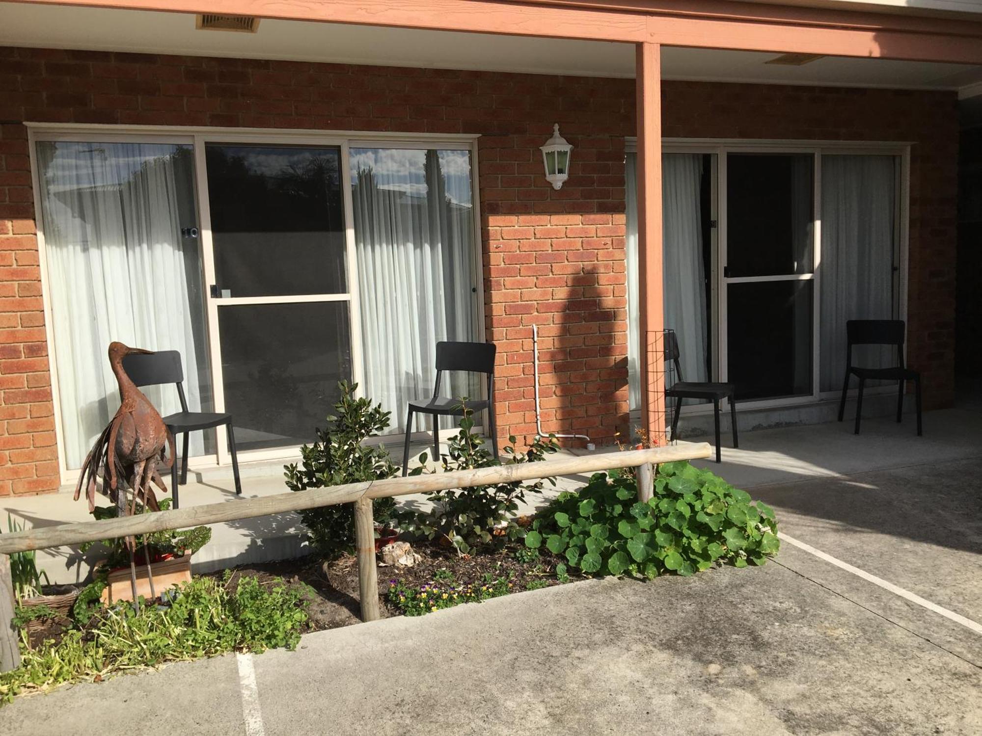 Inverloch Central Motor Inn Екстериор снимка